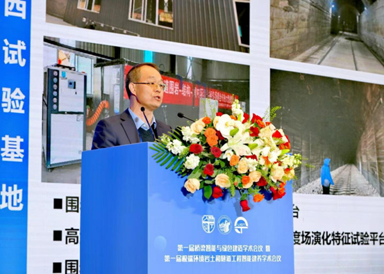 全國(guo)工(gong)程(cheng)勘察設(shè)計(ji)大(da)師李國(guo)良